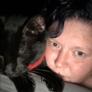 Meet your Posher, Desiree